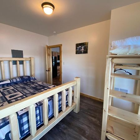 Keweenaw Waters Resort Houghton Exterior foto